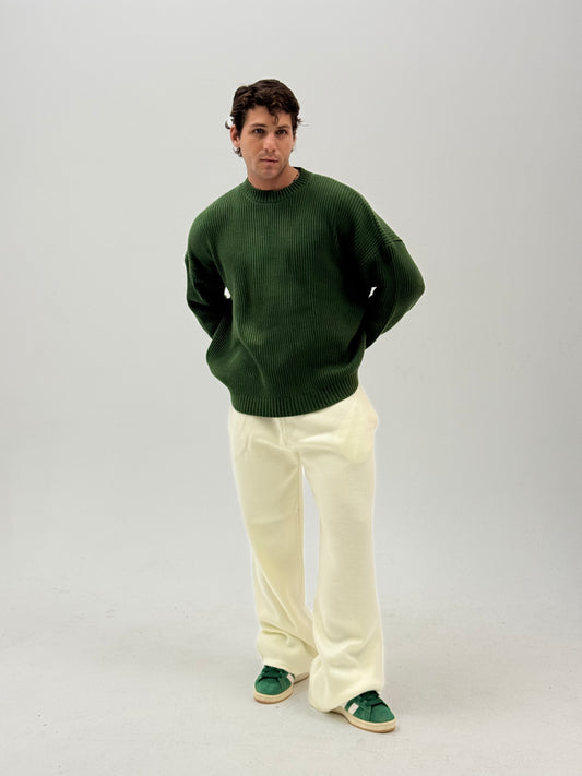 Creamy knitted trouser