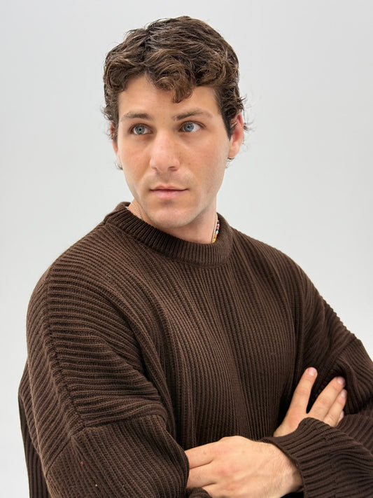 Brown round neck pullover