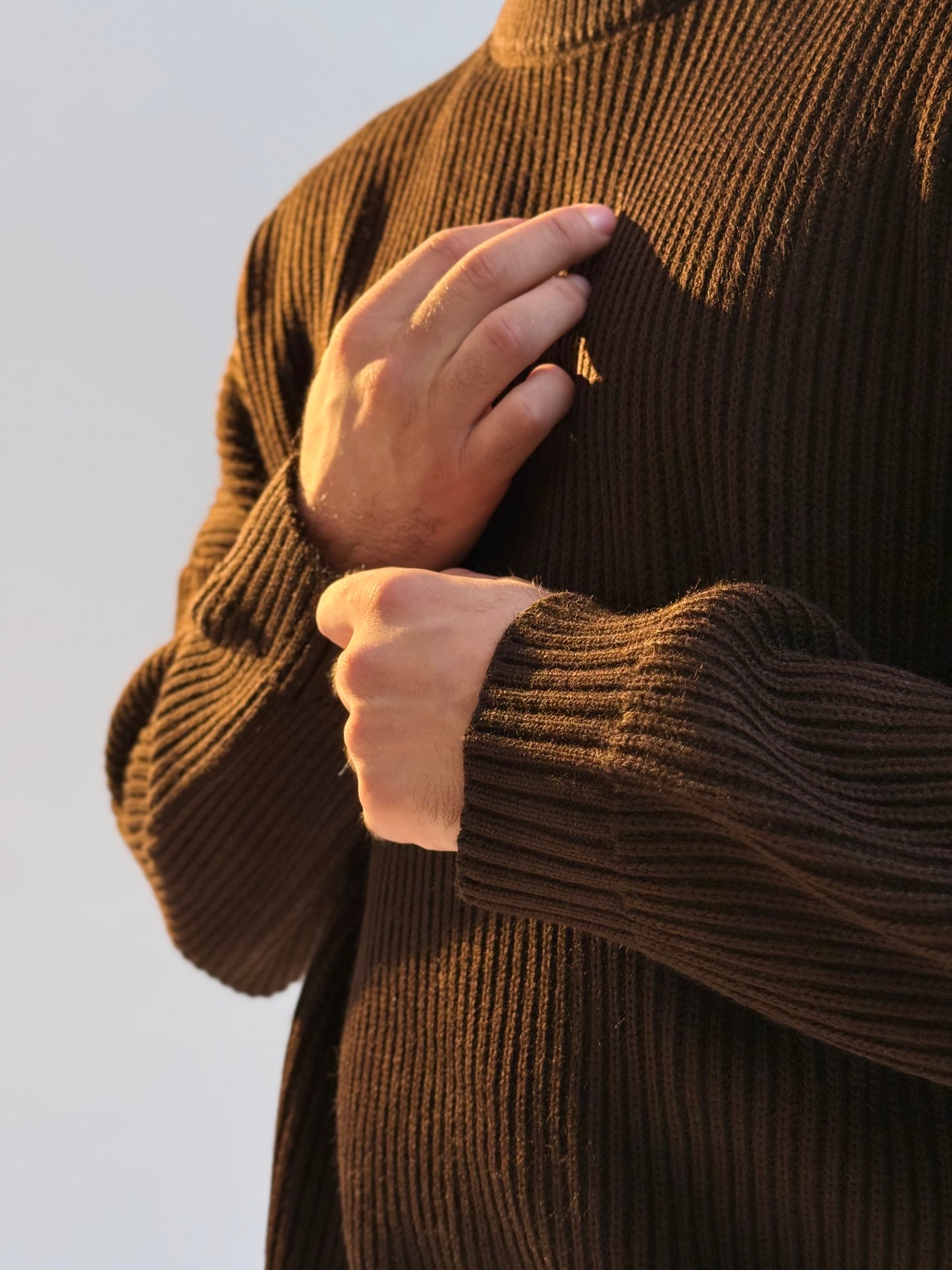 Brown round neck pullover