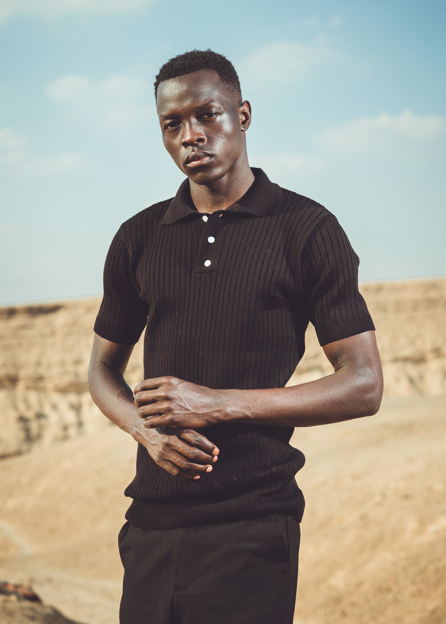 Slim fit buttoned knit polo shirt