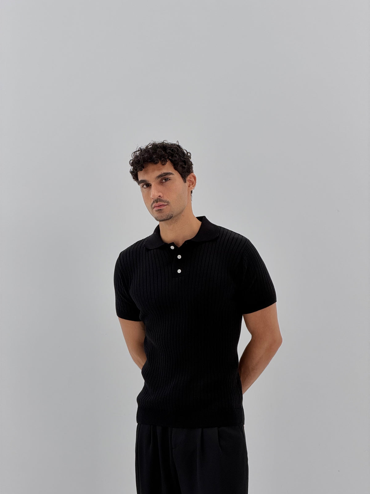 Slim fit buttoned knit polo shirt